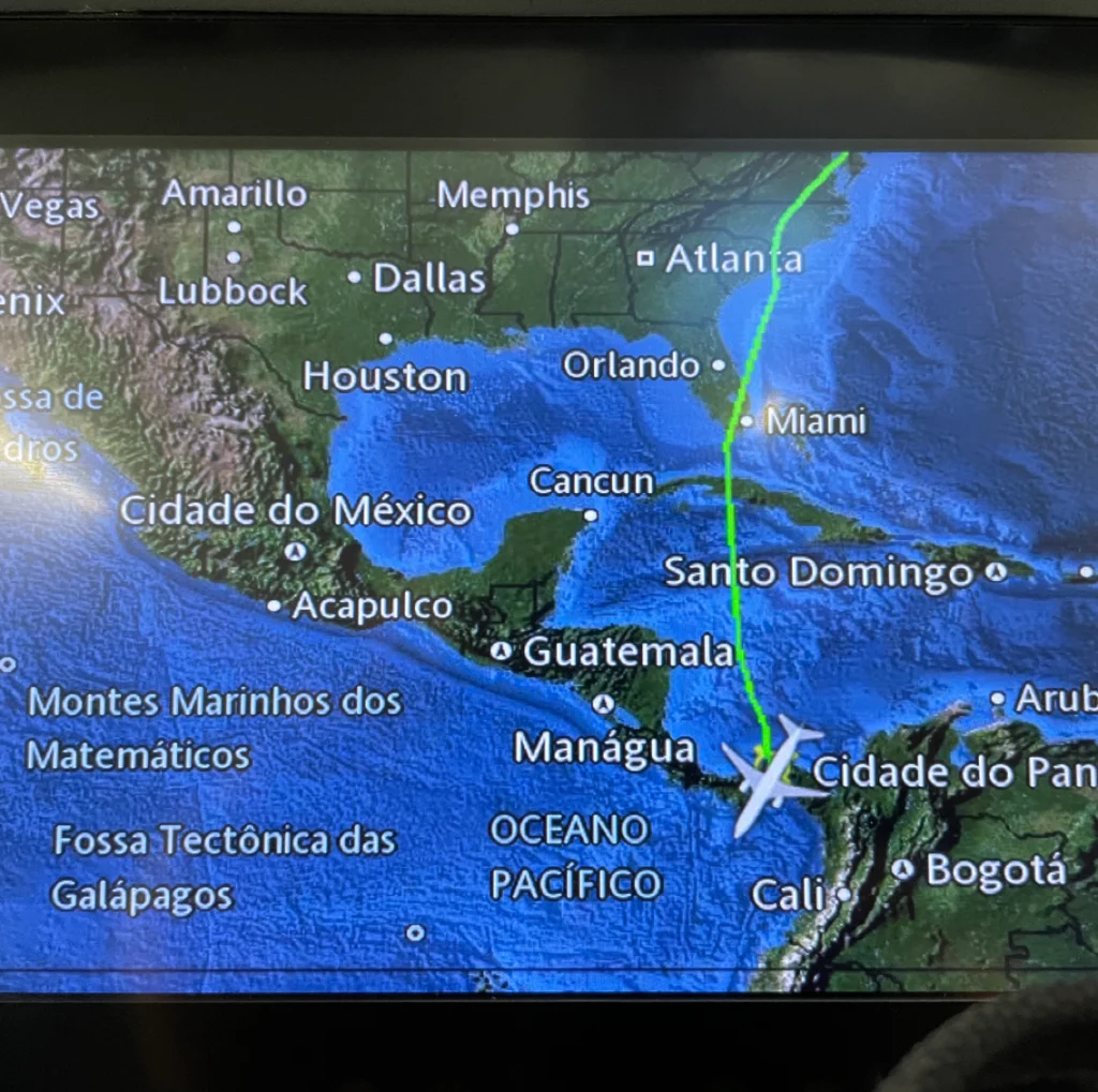 Live in-flight map to Panama